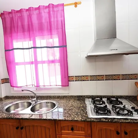 Apartamento Familiar Junto Al Mar Con Piscina En Conil De La Frontera, Espana - Es-180-72 *